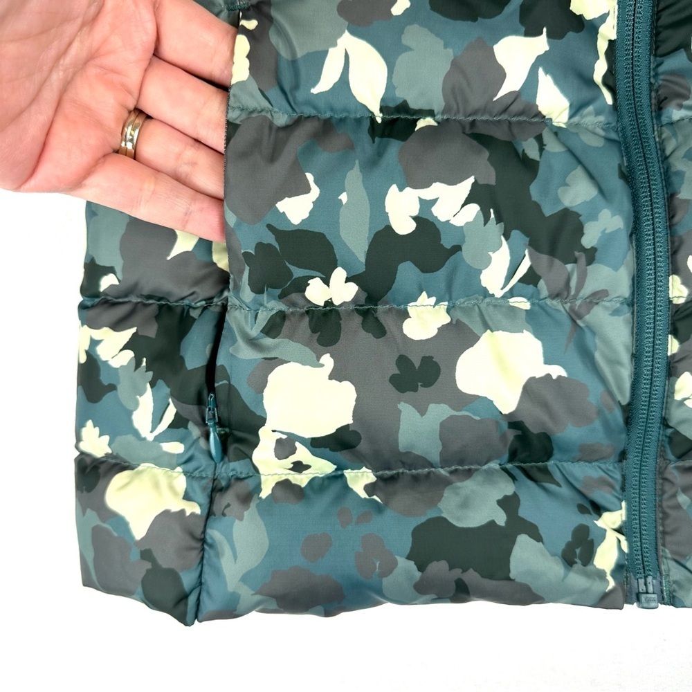 Eddie Bauer Camo Down EB650 Puffer Vest Gorpcore Outdoors - Picture 3 of 10